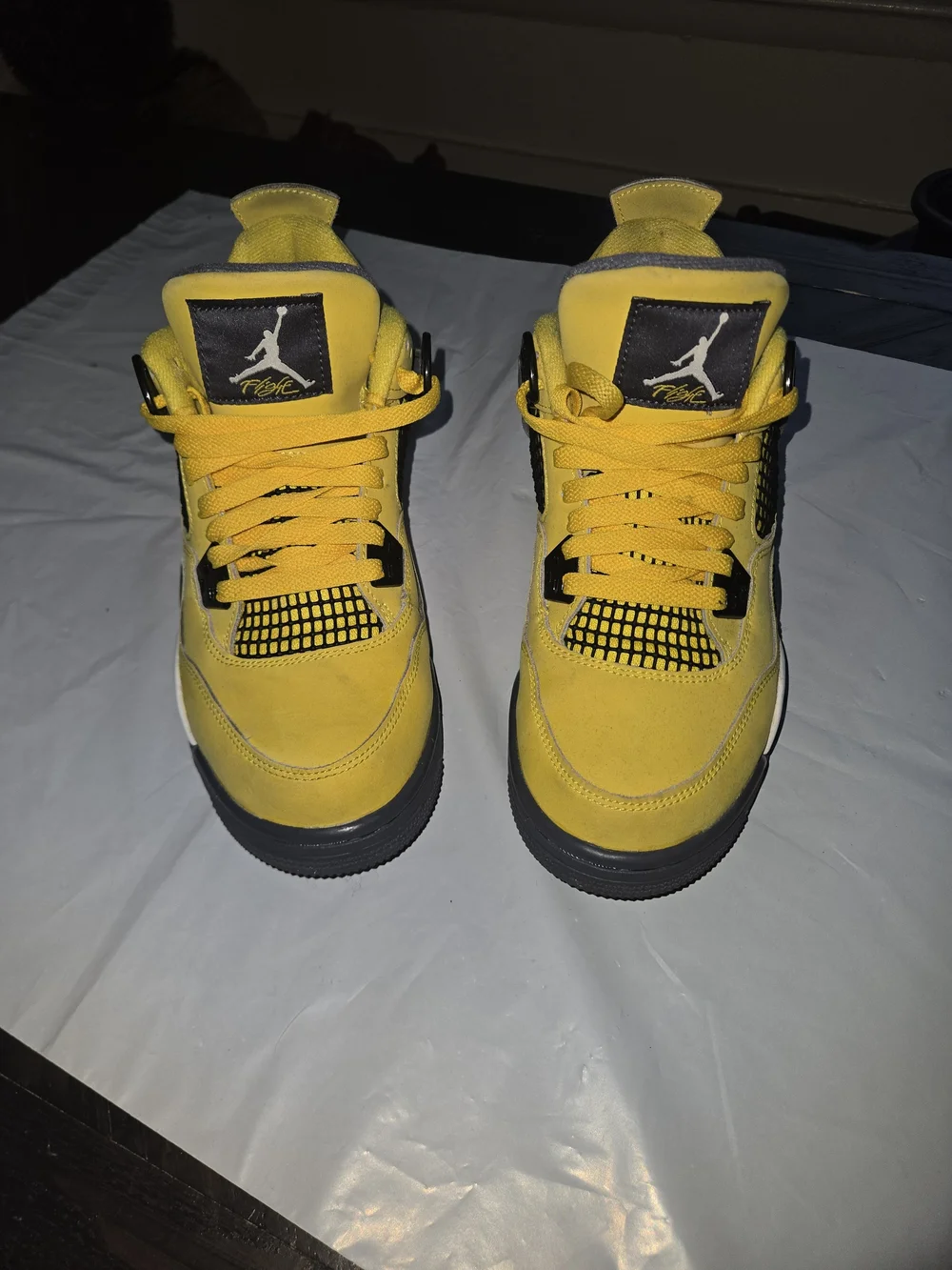Air Jordan 4 Retro Men’s Sneakers - Yellow/Black